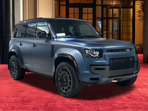 New 2026 Land Rover Defender 110 OCTA image 7