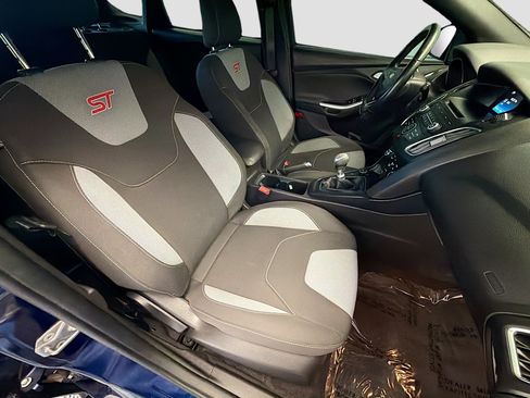 Used 2017 Ford Focus ST FWD image 15