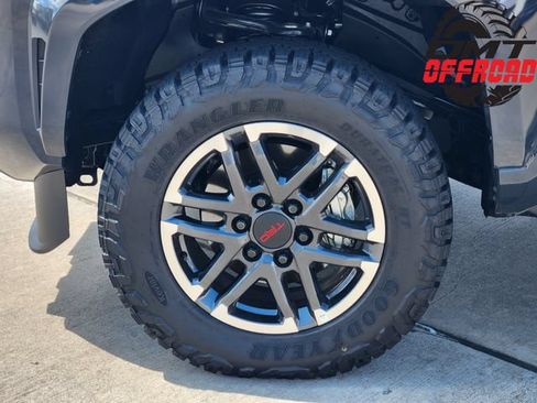 Certified 2026 Toyota Tacoma TRD Sport AWD/4WD image 10