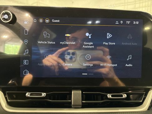 New 2026 Chevrolet Equinox LT w/ Safety and Technology Package FWD image 13