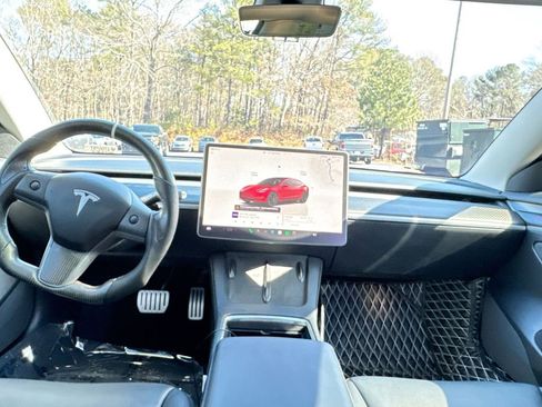 Used 2022 Tesla Model 3 Performance image 28