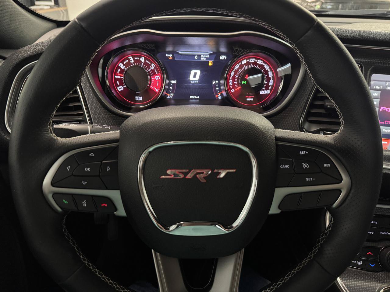 Used 2018 Dodge Challenger SRT Hellcat RWD image 10