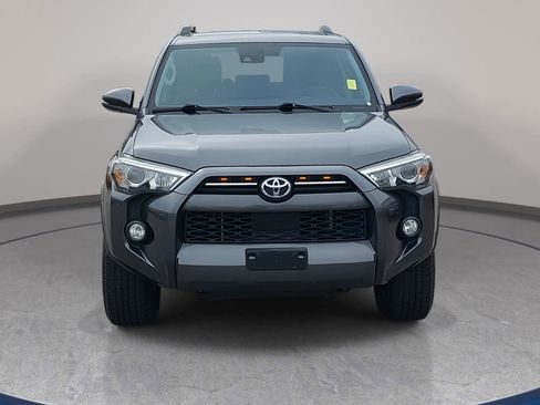 Used 2020 Toyota 4Runner SR5 Premium w/ Moonroof Package image 2