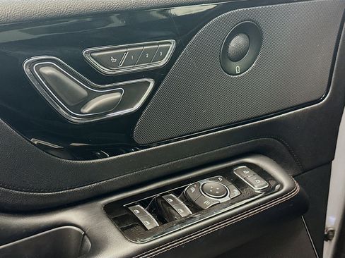 Used 2020 Lincoln Aviator Reserve w/ Elements Package Plus AWD/4WD image 15