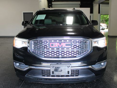 Used 2017 GMC Acadia Denali w/ Technology Package AWD/4WD image 7