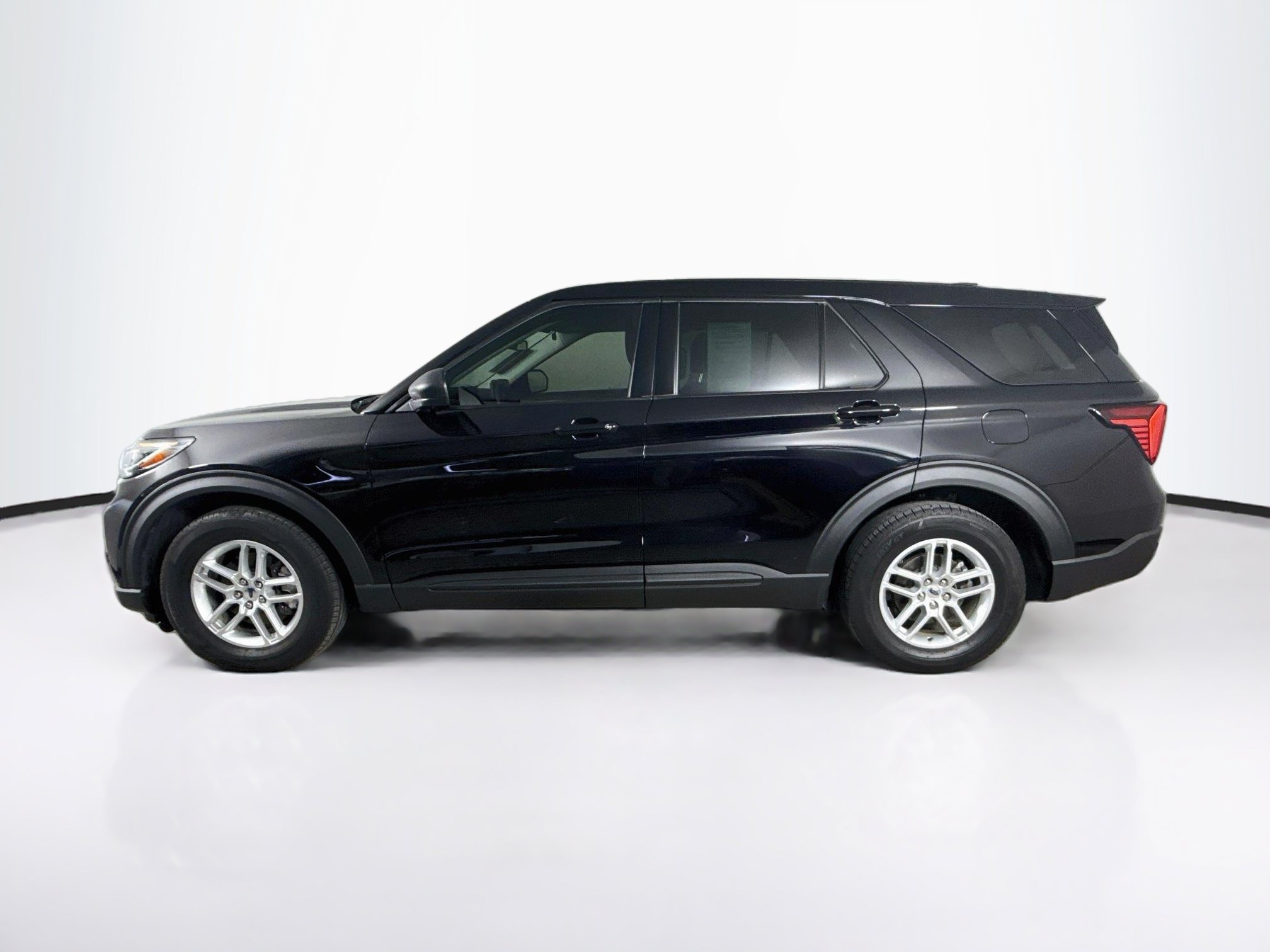 Used 2026 Ford Explorer Active RWD image 7