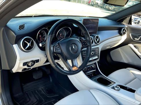 Used 2019 Mercedes-Benz CLA 250 image 18