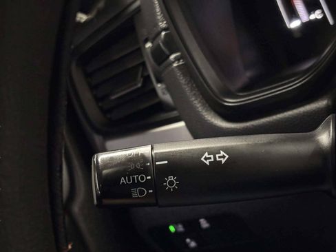Used 2020 Honda CR-V LX image 40