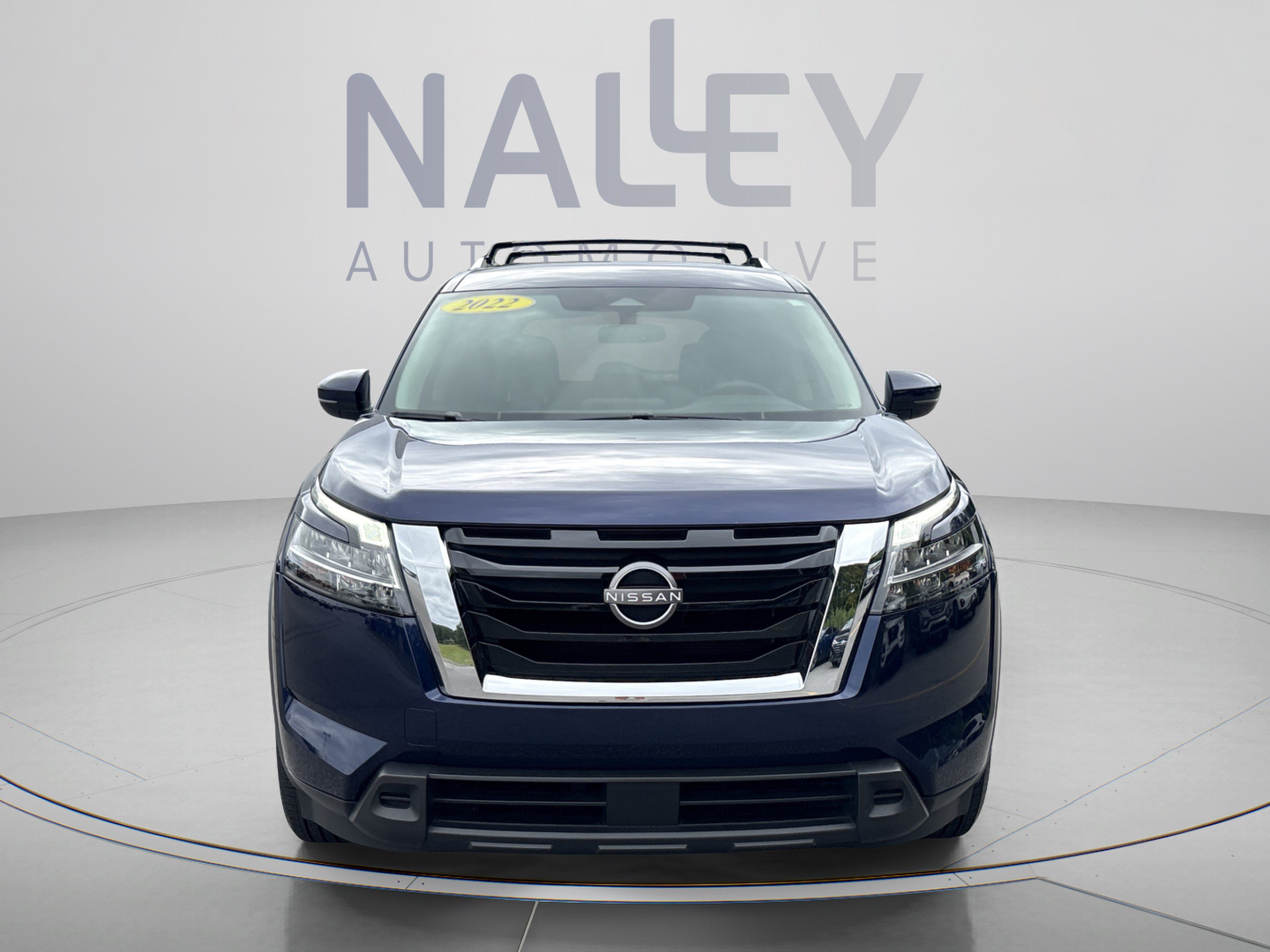 Used 2022 Nissan Pathfinder SV FWD image 8
