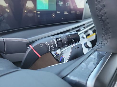 New 2026 Hyundai Santa Fe SEL FWD image 18