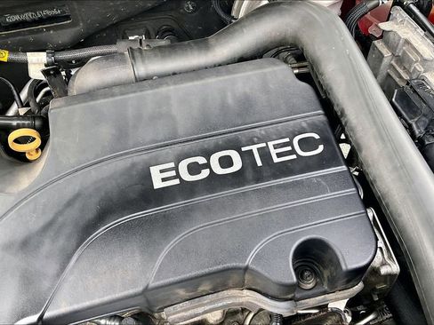 Used 2020 Chevrolet Equinox LT w/ Midnight Edition image 32