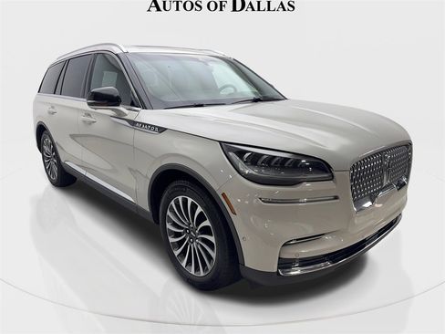 Used 2022 Lincoln Aviator Reserve w/ Equipment Group 201A image 4