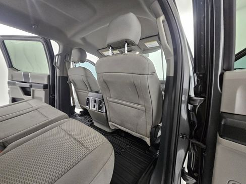 Used 2017 Ford F250 XLT w/ XLT Value Package image 27