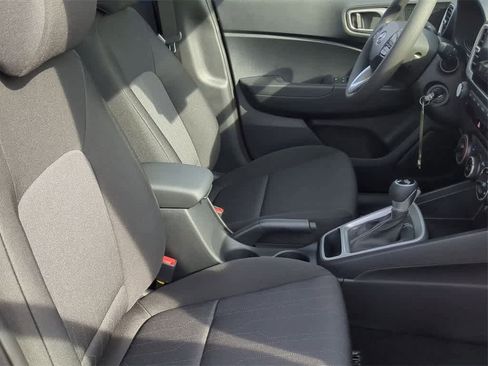 New 2026 Hyundai Venue SE image 22