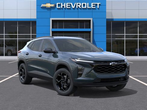 New 2026 Chevrolet Trax LT w/ Driver Confidence Package FWD image 31
