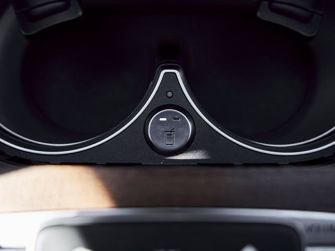 Used 2025 Mercedes-Benz Maybach GLS 600 4MATIC image 80