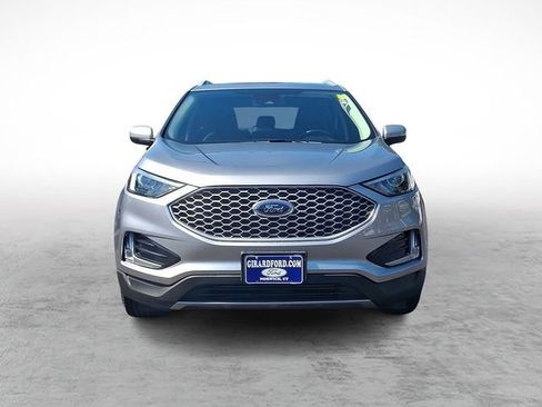 Certified 2023 Ford Edge SEL w/ Convenience Package AWD/4WD image 2