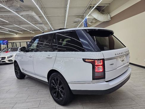 Used 2017 Land Rover Range Rover HSE AWD/4WD image 8