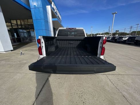 Certified 2023 Chevrolet Silverado 1500 LTZ w/ Technology Package AWD/4WD image 25