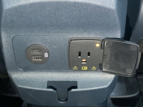 Used 2024 Ford Maverick XLT w/ XLT Luxury Package image 23