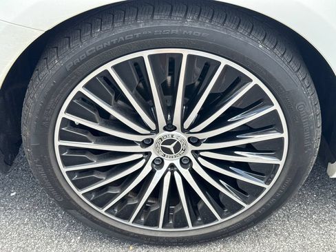 Used 2025 Mercedes-Benz CLE 300 4MATIC Coupe image 15