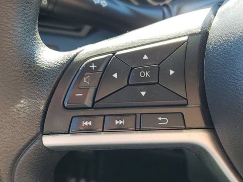 Used 2022 Nissan Altima 2.5 SV FWD image 14