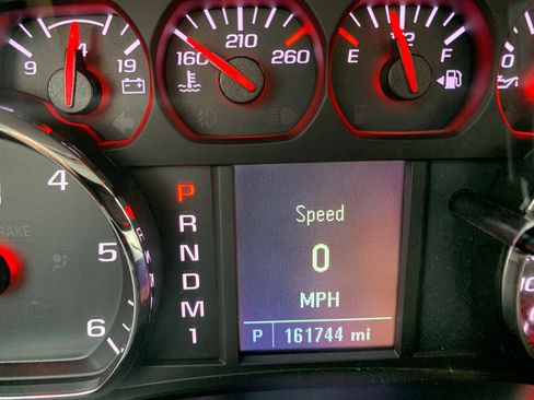 Used 2015 Chevrolet Silverado 3500 W/T w/ WT Convenience Package AWD/4WD image 13