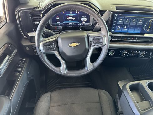Certified 2022 Chevrolet Silverado 1500 LT image 17