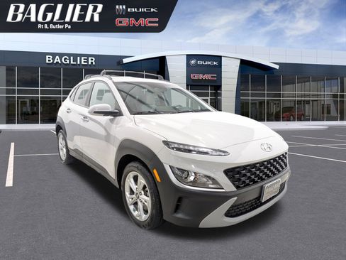 Used 2023 Hyundai Kona SEL image 1