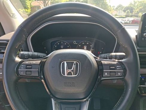 Used 2023 Honda Pilot Elite image 20