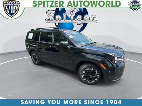 Used 2026 Hyundai Santa Fe SEL FWD image 2