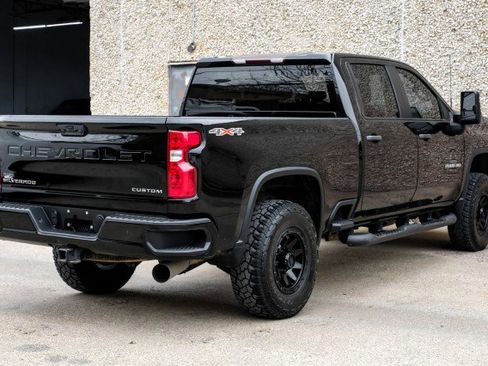 Used 2022 Chevrolet Silverado 2500 Custom w/ Custom Convenience Package image 7