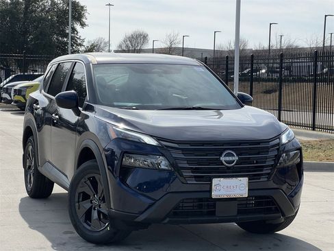 New 2026 Nissan Rogue SV image 2