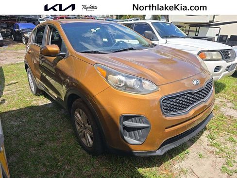 Used 2017 Kia Sportage LX FWD image 1