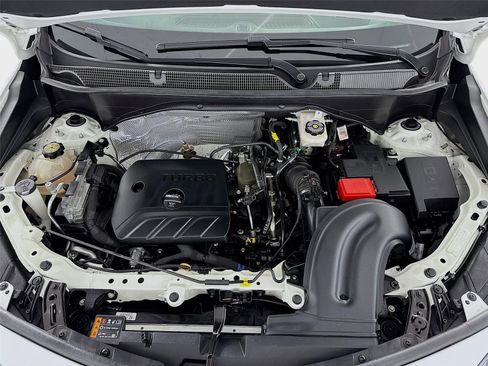 Used 2020 Buick Encore GX Essence w/ Experience Buick Package FWD image 31