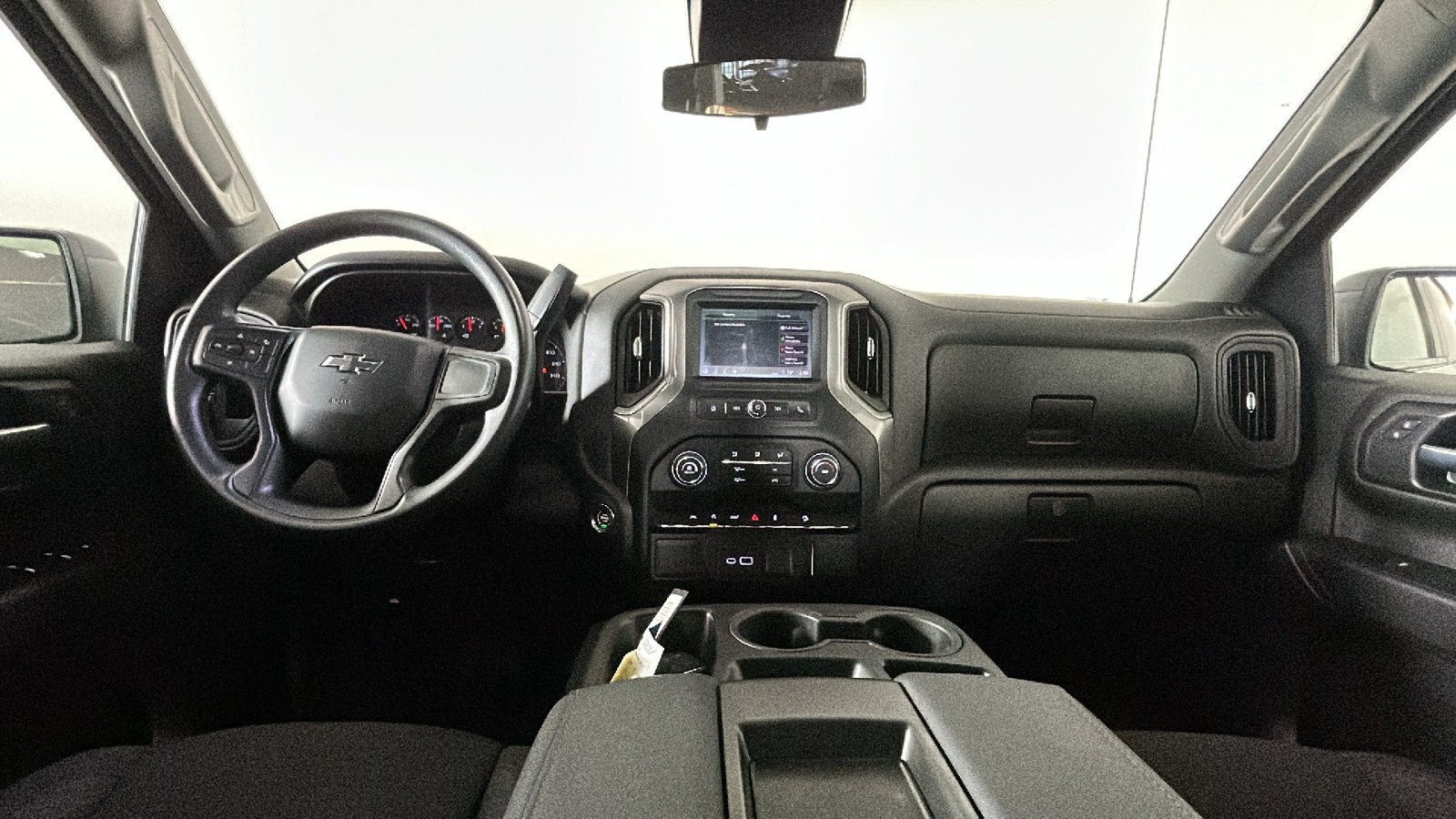 Used 2026 Chevrolet Silverado 1500 Custom Trail Boss w/ Turbomax Blackout Package AWD/4WD image 31