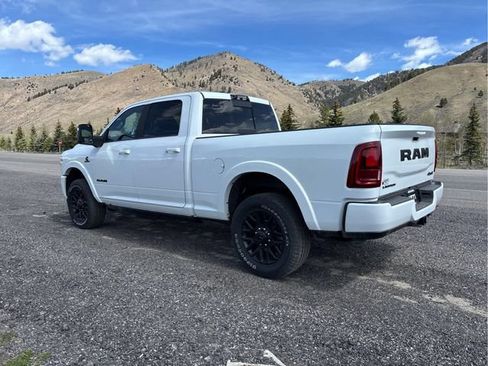New 2026 RAM 3500 Limited AWD/4WD image 9