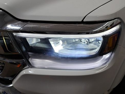 Certified 2022 RAM 1500 Laramie image 31