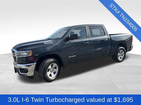 New 2026 RAM 1500 4x4 Crew Cab image 3