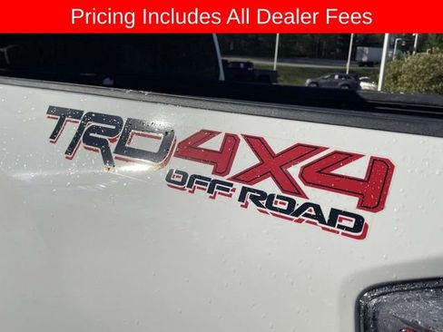 Used 2023 Toyota Tacoma 4x4 Double Cab image 11