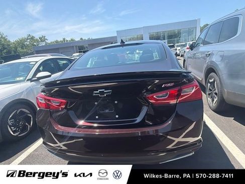 Used 2021 Chevrolet Malibu RS FWD image 9