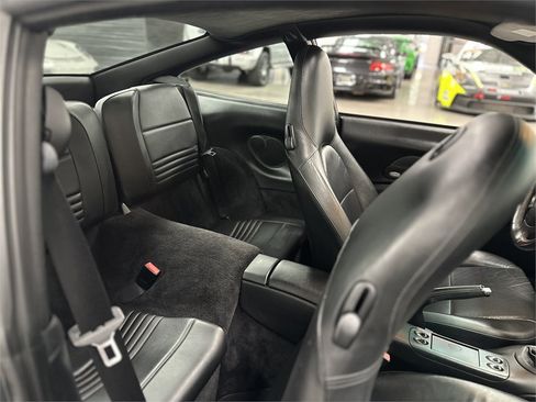 Used 2004 Porsche 911 GT3 RS image 31