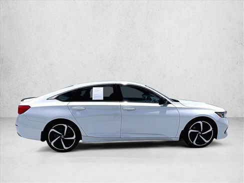 Used 2021 Honda Accord Sport image 5