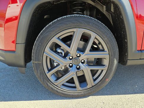 New 2026 Jeep Compass Latitude image 20