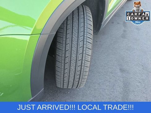Used 2025 Volkswagen Taos SE FWD image 23