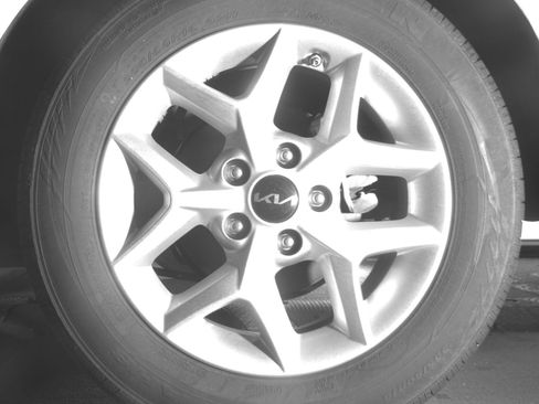 Used 2025 Kia Soul LX w/ LX Technology Package FWD image 14