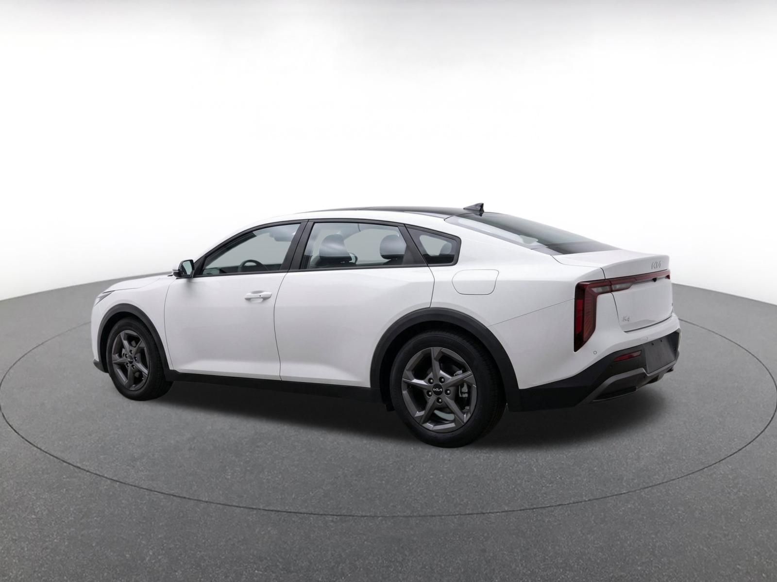 Used 2026 Kia K4 FWD image 6