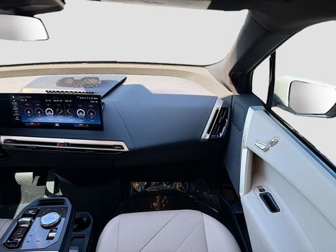 Certified 2023 BMW iX xDrive50 w/ Sport Package image 20