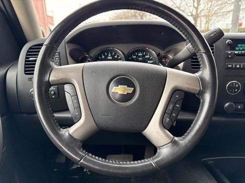 Used 2010 Chevrolet Silverado 1500 LT w/ Power Pack Plus image 16