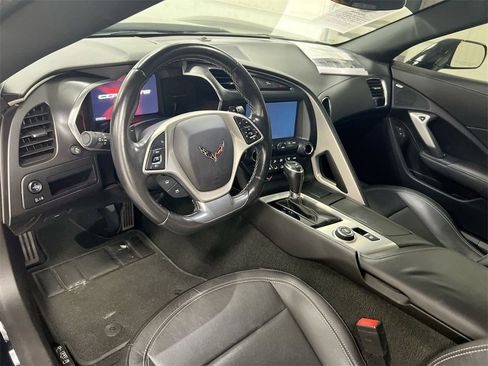 Used 2017 Chevrolet Corvette Stingray Coupe w/ 1LT image 10